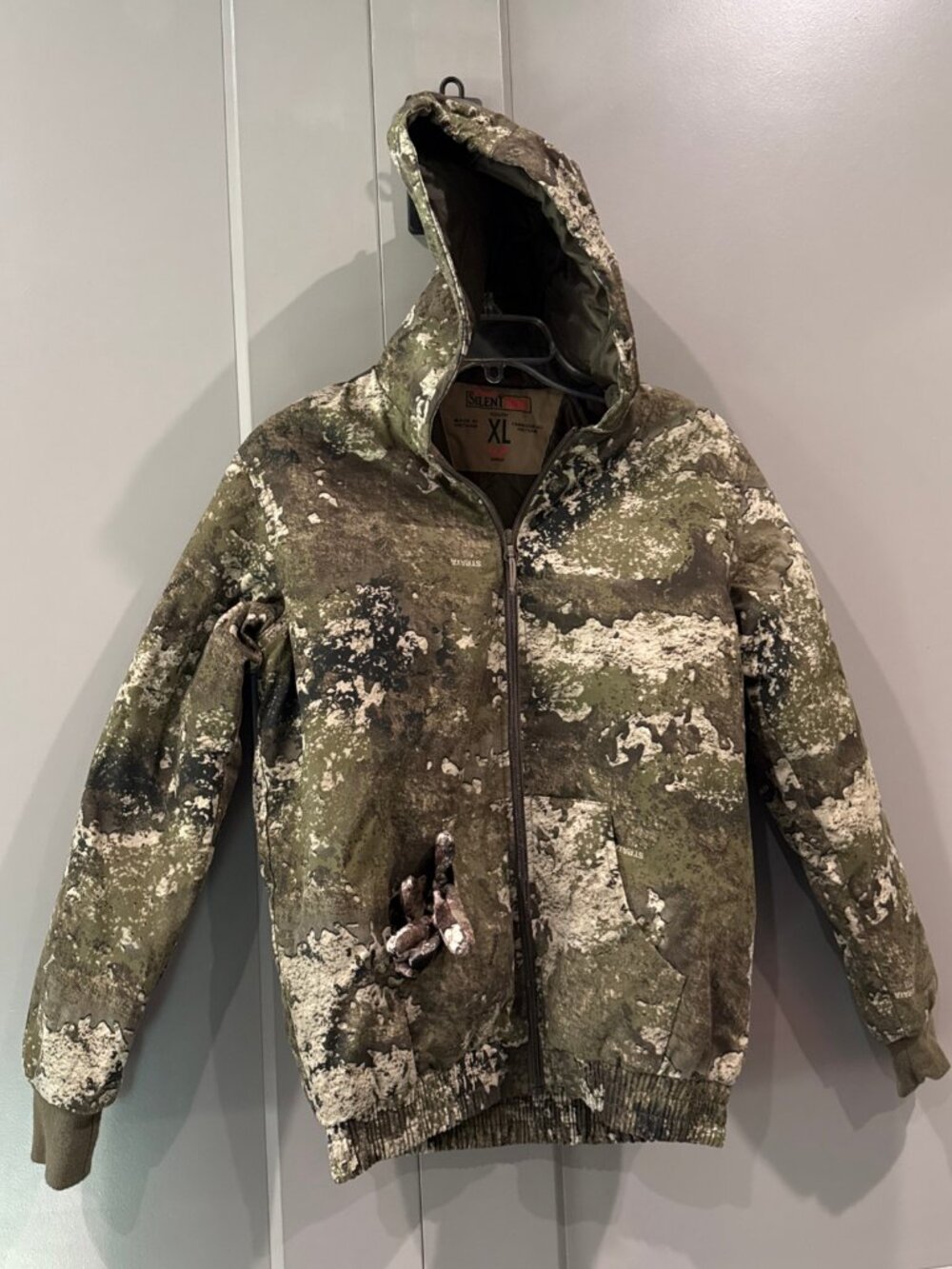 Red Head Silent Hide Strata Youth Camouflage Hooded Hunting Jacket Size XL. B13